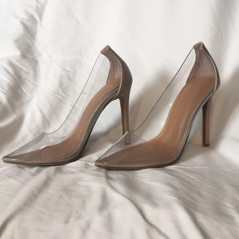 lucite/clear pumps. Read description re sz! 5-5.5!